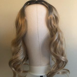 Blonde hair topper